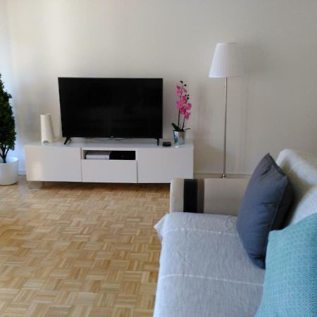 Bel Et Spacieux Appartement De 84 M² Avec Parking Tres Proche Du Metro Garibaldi Lião Exterior foto
