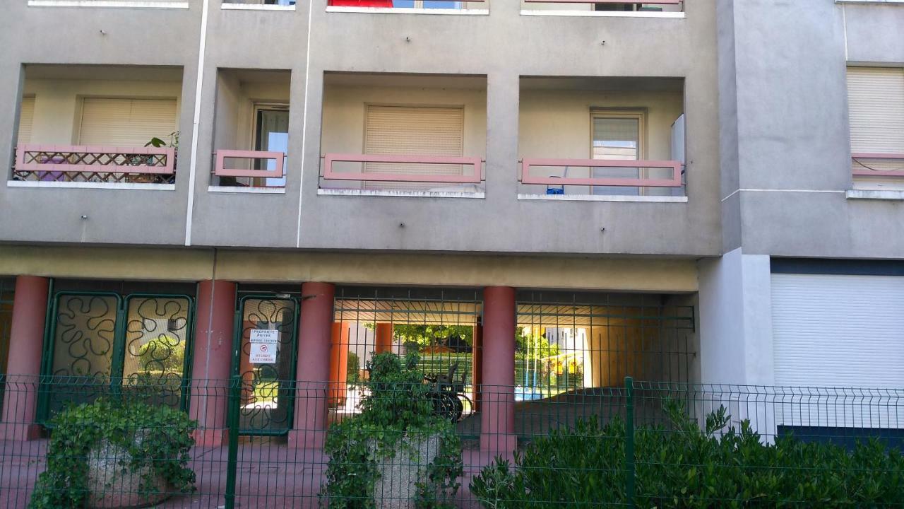 Bel Et Spacieux Appartement De 84 M² Avec Parking Tres Proche Du Metro Garibaldi Lião Exterior foto