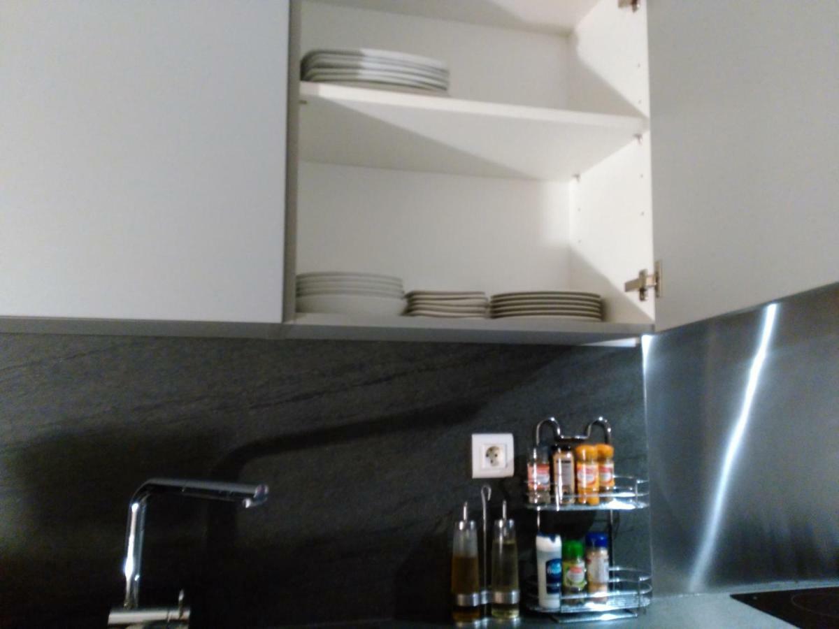 Bel Et Spacieux Appartement De 84 M² Avec Parking Tres Proche Du Metro Garibaldi Lião Exterior foto