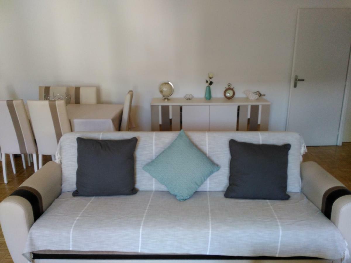 Bel Et Spacieux Appartement De 84 M² Avec Parking Tres Proche Du Metro Garibaldi Lião Exterior foto