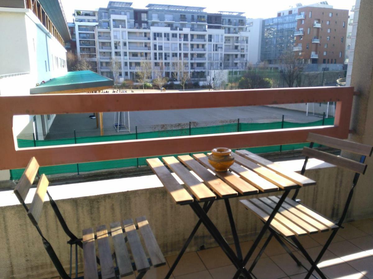 Bel Et Spacieux Appartement De 84 M² Avec Parking Tres Proche Du Metro Garibaldi Lião Exterior foto